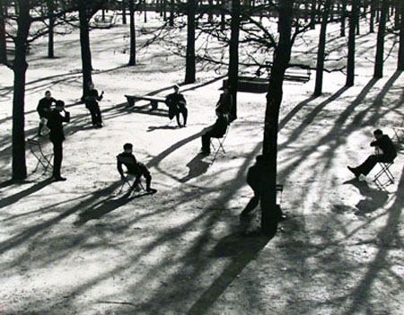 After School in theTuileries, 1930